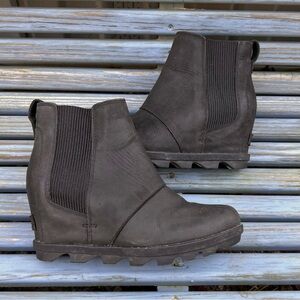Sorel Joan Of Arctic Wedge II Chelsea Booties